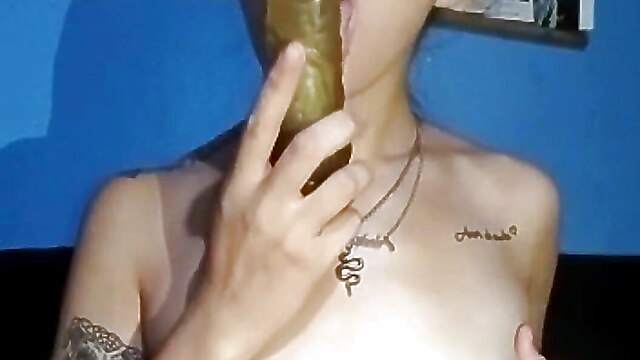 Latina girl strip, sexy latina strip dance, sexy body dance, strip dance cute, tattoo girl dancing, strip pool game
