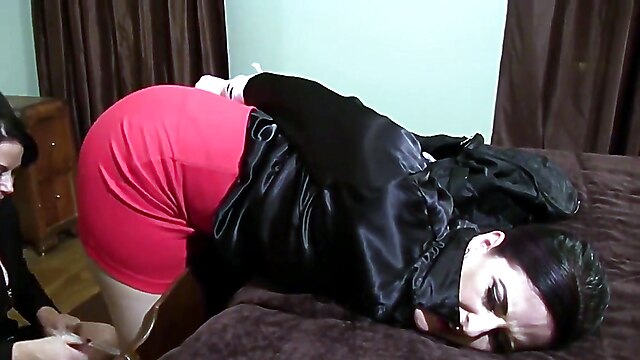 Lesbian bondage muffs, bdsm fetish bondage, brunettes fetish pussy, girl sm, milf lesbian brunette